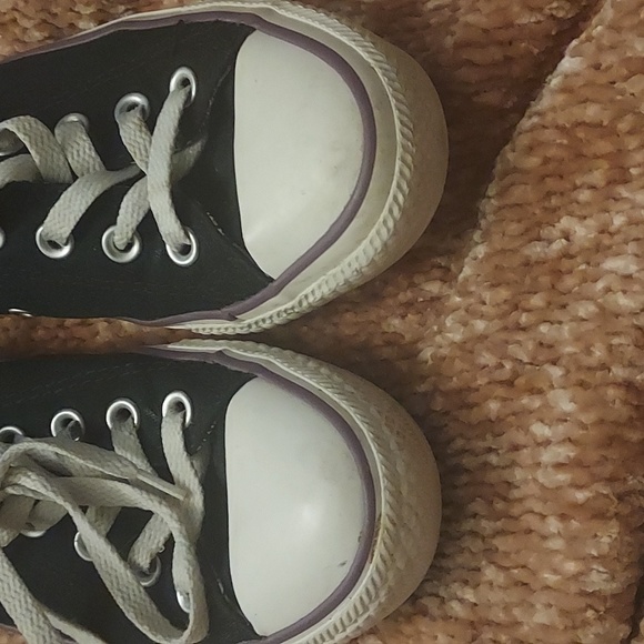 Black Low Top Converse - Picture 5 of 12